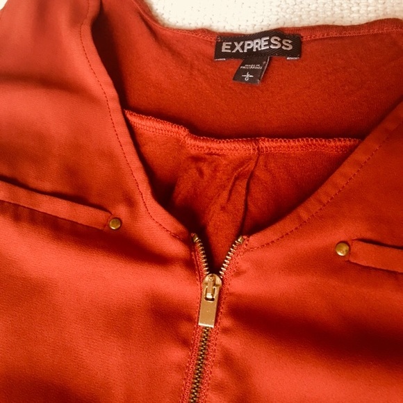 Express top - Picture 2 of 4